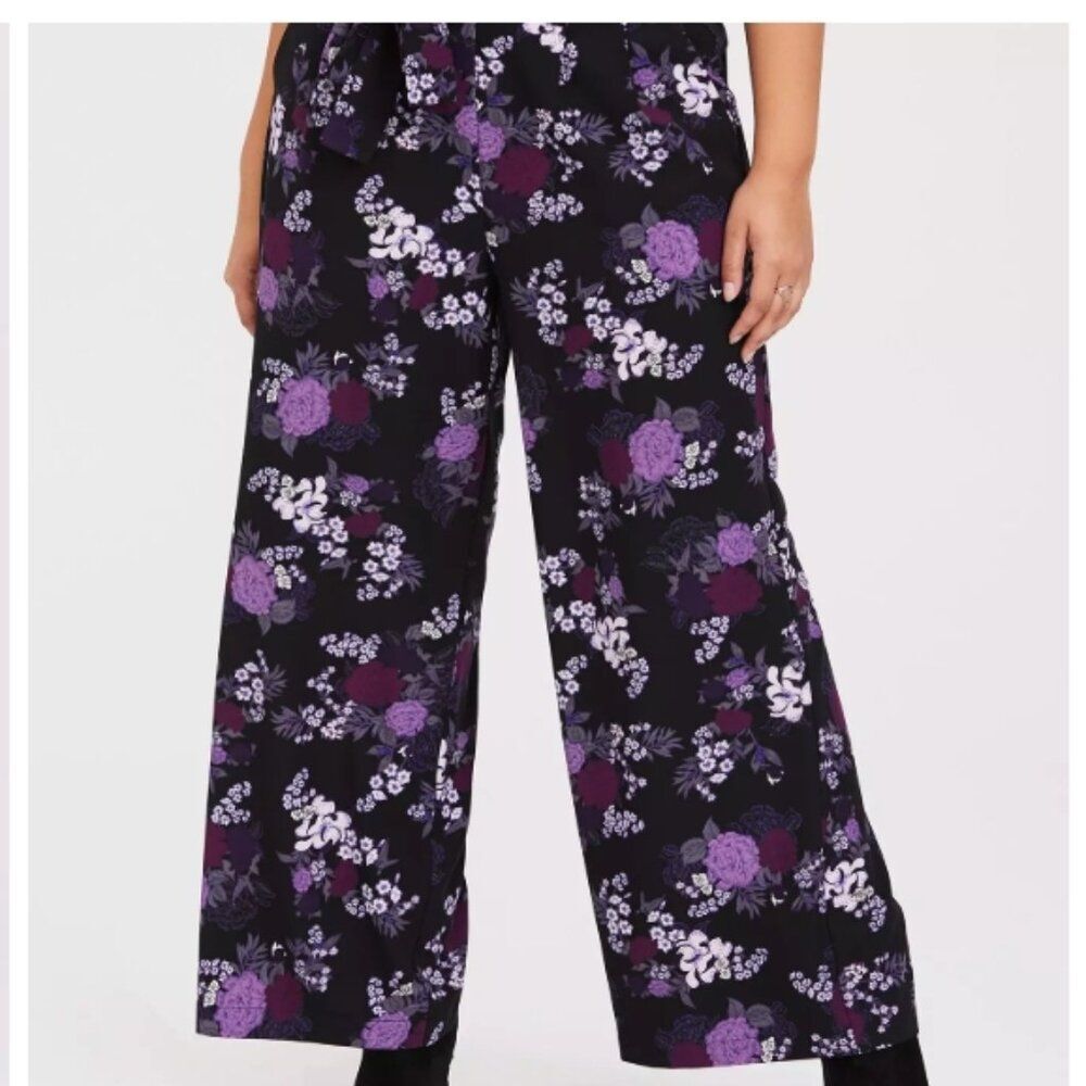 Torrid Purple Floral Crepe Wide Leg Very Berry Flowers Moody Gothic Garden Pant